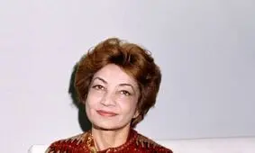  سفر در زمان؛ «اشرف پهلوی» در کنار پدر، خواهر و برادرش در تهران؛ سال 1303 