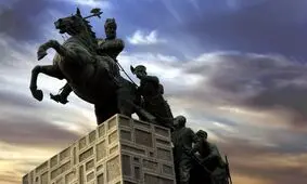 نادرشاه افشار در لحظه مرگ در حالی که در خون می‌غلتید، فریاد زد: «مرا نکشید، هرچه دارم از آن شما»