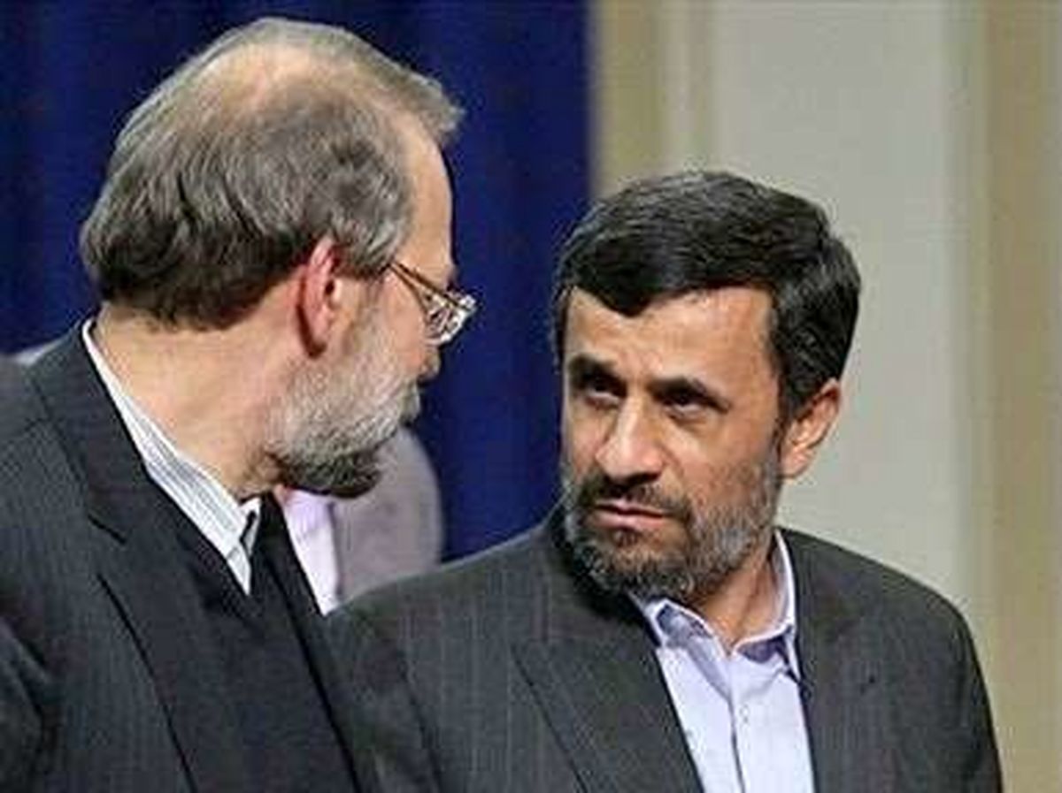 رویارویی جنجال برانگیز احمدی نژاد و لاریجانی / برندگان و بازندگان یکشنبه سیاه چه‌کسانی بودند؟