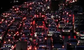 ترافیک پرحجم و سنگین شبانه در محورهای هراز و کندوان