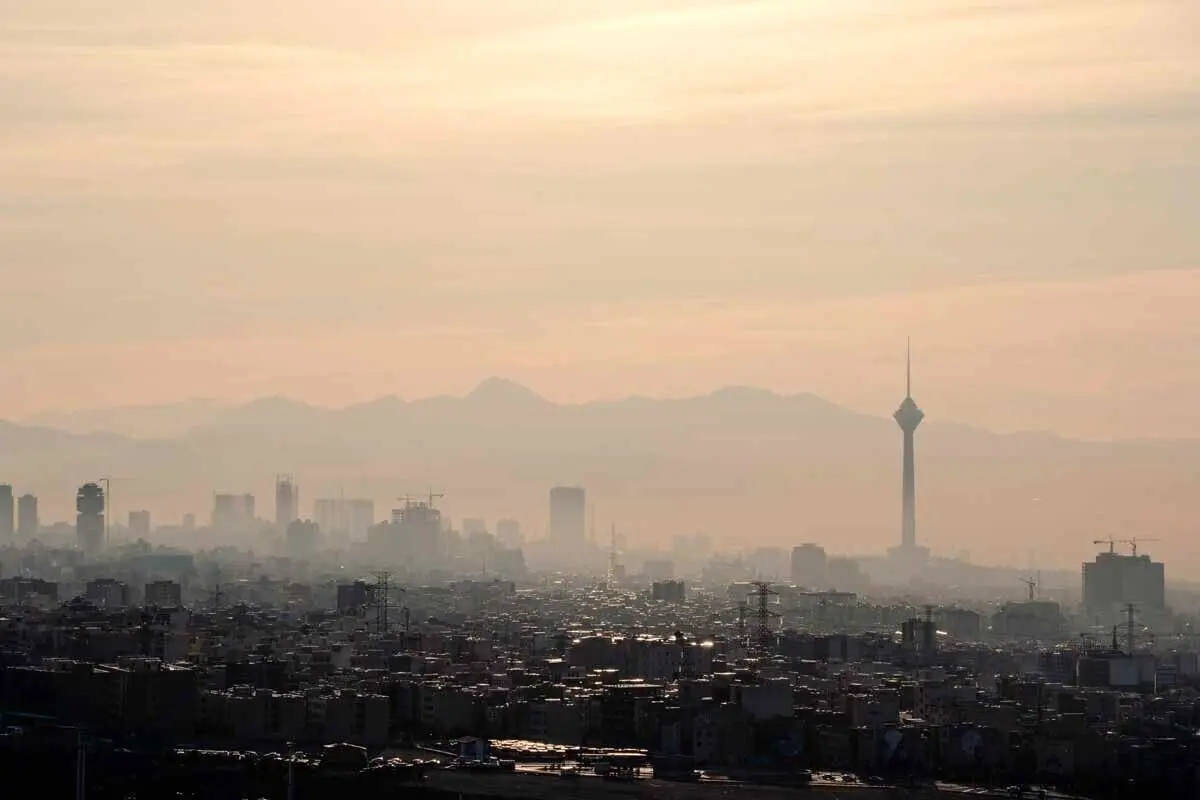 آلوده ترین روز تهران تعطیل نشد