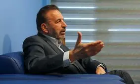  اداره کشور با بیانیه خوانی، رجز خوانی و شعار ممکن نیست