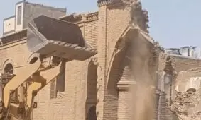 تخریب عجیب یک کاروانسرای تاریخی در سبزوار/ ویدئو