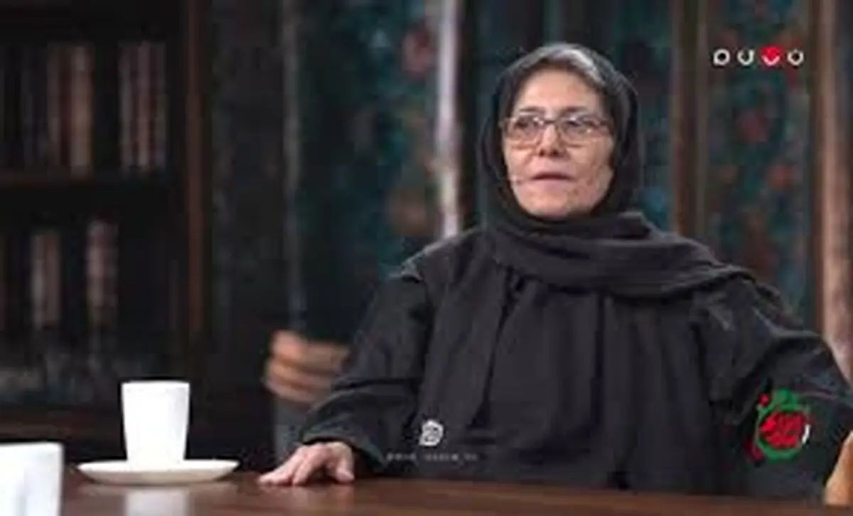 رویا افشار: دشمن بداند بر سر اشغال جزایر با کسی شوخی نداریم/ ویدئو
