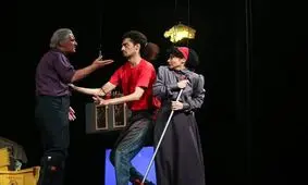 دورهمی بازیگران و هنرمندان در حاشیه یک نمایش/ ویدئو