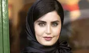 سفر در زمان؛ «الناز شاکردوست» در کنار بازیگر هلندی روی صحنه تئاتر