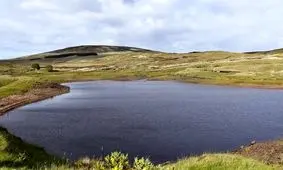 این دریاچه‌ هر چند ساعت یک‌بار ناپدید می شود