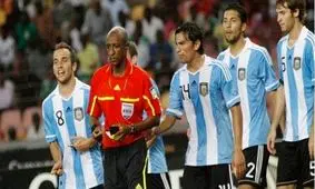 داور سابق بین‌المللی فوتبال برای تمام عمر از فعالیت محروم شد