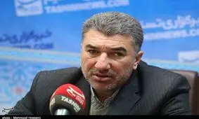 سخنگوی حزب اعتمادملی: شریعتمداری برای حمایت از روحانی به اصلاح‌طلبان التماس میکرد/روحانی را حصر کرده‌اند