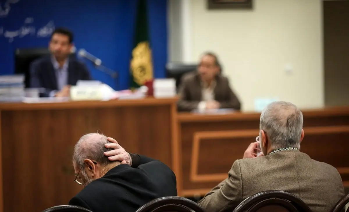 سومین جلسه دادگاه متهمان بانک سرمایه به پایان رسید / جلسه بعدی فردا