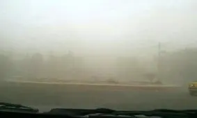 طوفان شن با سرعت ۸۰ کیلومتر بر ساعت زاهدان را در نوردید