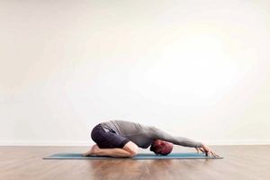 تمرینات یوگا برای کاهش استرس + آموزش