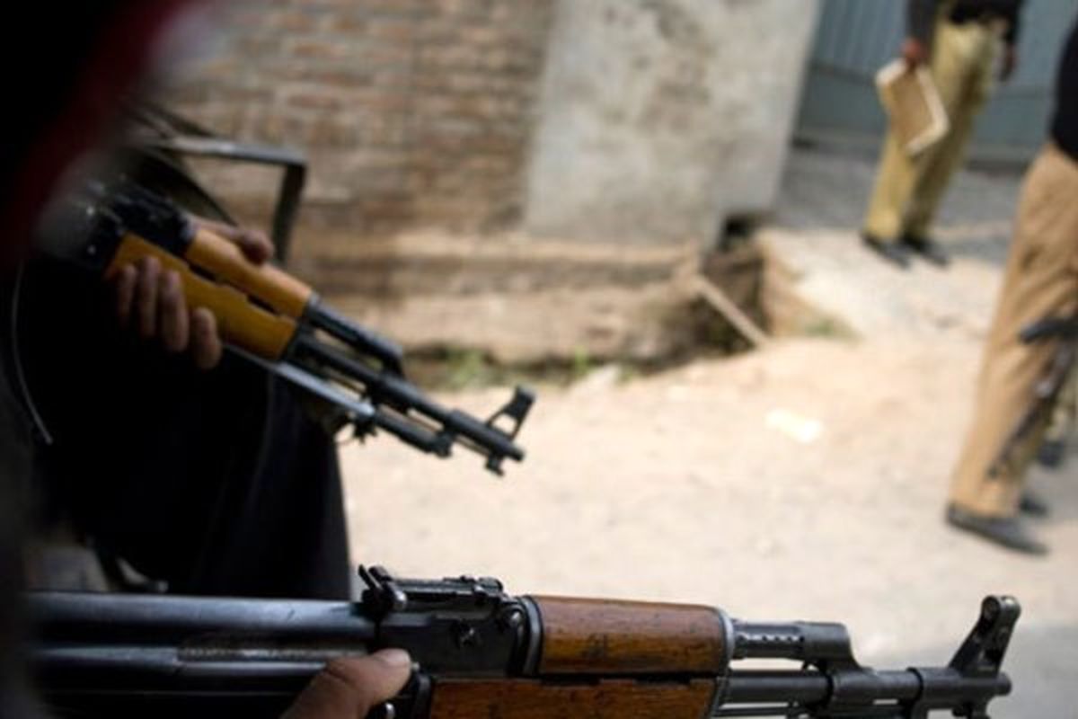حمله مسلحانه به پاسگاهی در پاکستان ۱۰ زخمی بر جای گذاشت