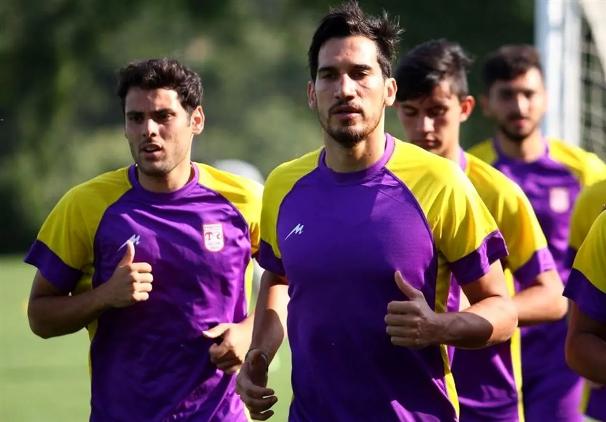 تغییر جهت مهاجم پیشین سرخابی‌ها از شمال به جنوب