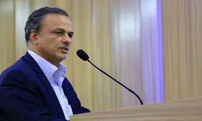 با وجود ۳۰ میلیون زائر در استان نباید فقیر داشته باشیم