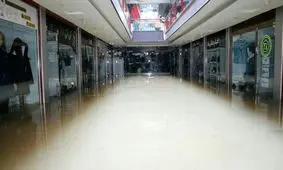 عکسی از پاساژهای غرق سیلاب لرستان