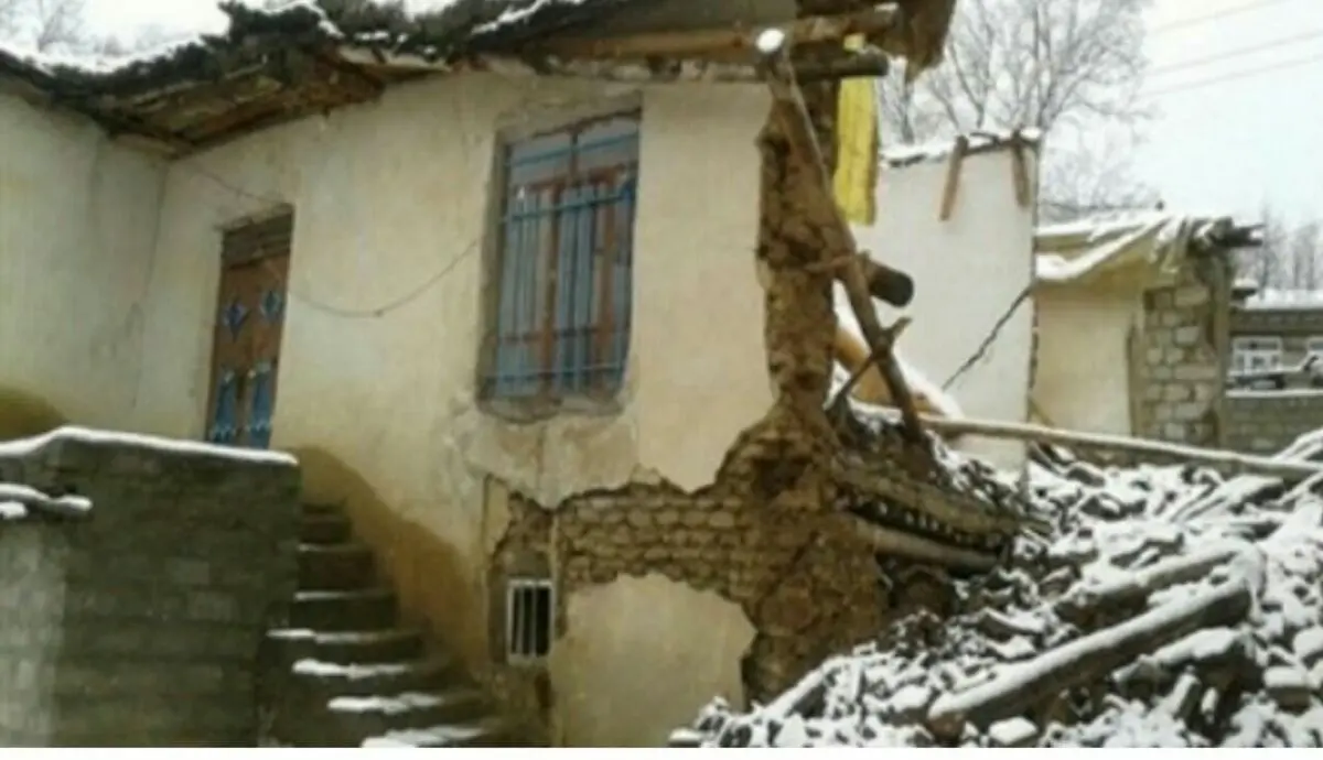 ریزش سقف مدرسه ابتدایی بر اثر بارش در سردشت