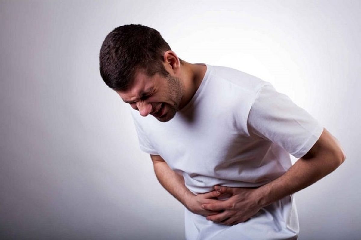 پر شدن کیسه صفرا چه علائمی دارد و چگونه درمان میشود؟