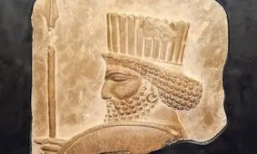 سر سرباز هخامنشی دوم و سوم هم به ایران می‌آید