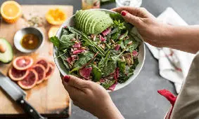 توصیه‌های غذایی برای مقابله با کیست تخمدان