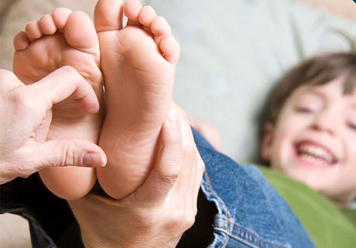 چرا ما نمیتوانیم خودمان را غلغلک بدهیم؟