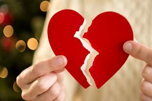طلاق عاطفی یکی از پیامد‌های تداوم خشونت خانگی است
