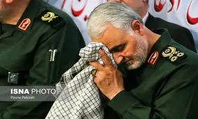 فیلم تکان‌دهنده از سردار سلیمانی در وصف اشعار مادر یک شهید