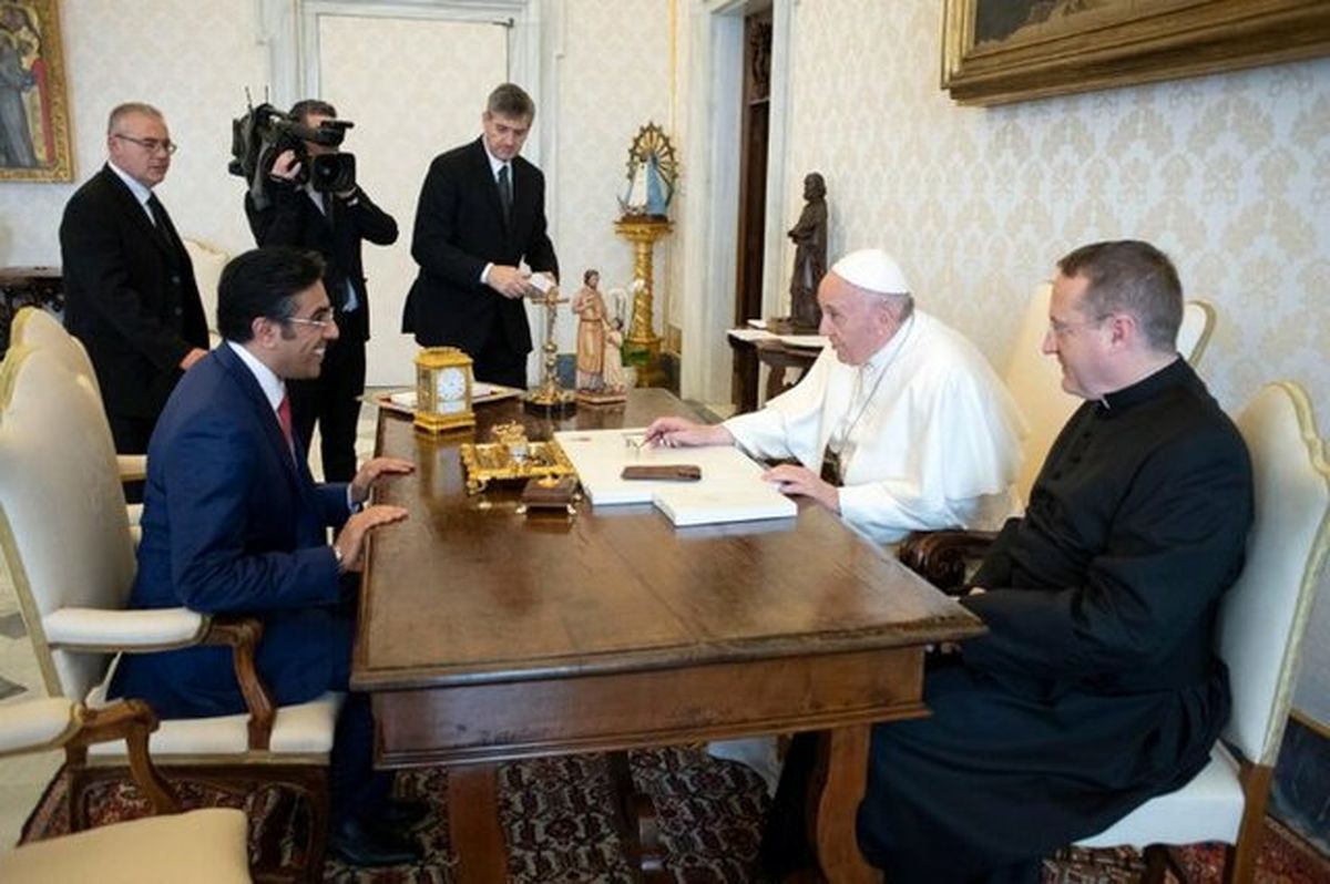 درخواست قطر از پاپ فرانسیس برای میانجی‌گری جهت حل بحران کشورهای عرب حوزه خلیج فارس
