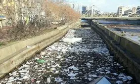 فعالیت ۴۰ نیروی شهرداری تهران برای بازگشایی زیرگذرهای خرم‌آباد