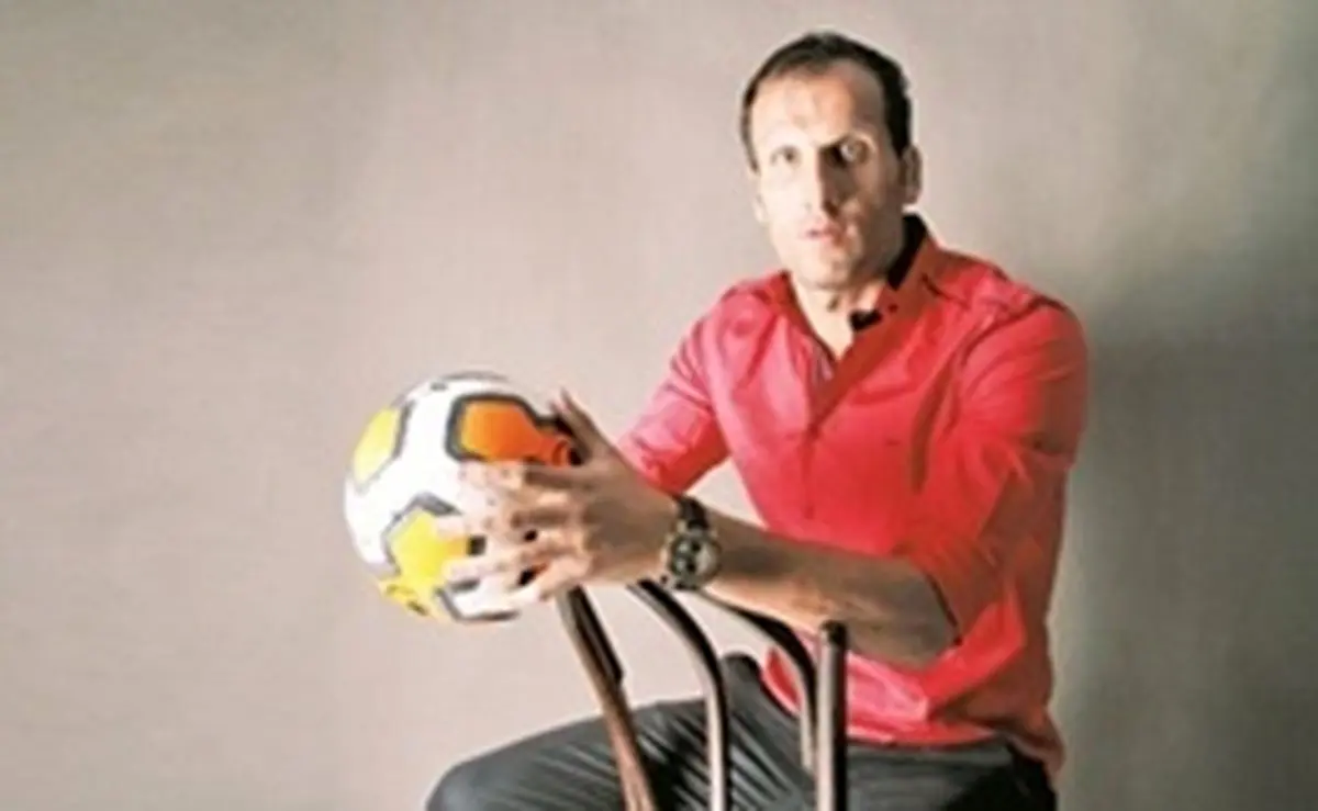 کنایه سنگین محسن بنگر به قلعه‌نویی