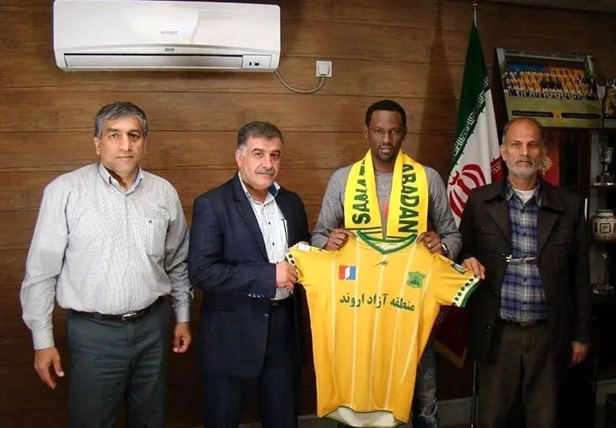 هافبک برزیلی آپوئل قبرس به صنعت نفت پیوست