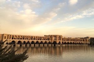 تاج الدین: باز شدن زاینده رود نشاط اجتماعی را در اصفهان افزایش داد