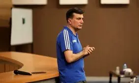 واکنش رئیس دپارتمان داوری در مورد ادبیات نامناسب داوران