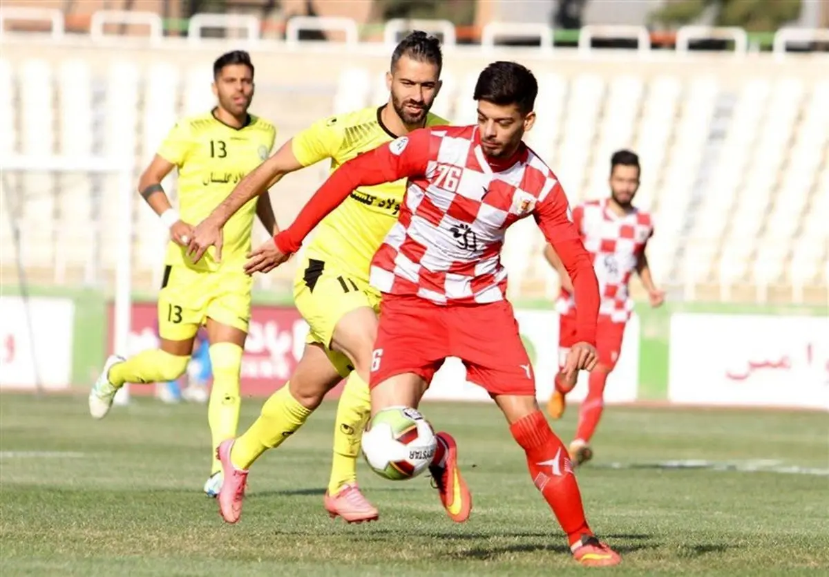 ۳ بازیکن سرخپوشان پاکدشت به بادران پیوستند