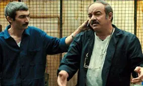 ادامه لغو اکران فیلم های فجر/پخش فیلم «حمال طلا» شاید وقتی دیگر