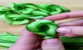 کلیپ آموزشی گل با خیار