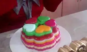 آموزش در آوردن ژله از قالب