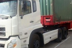 ظروف چيني قاچاق در پلدختر به مقصد نرسيد