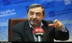 عبدخدایی: برگزاری تئاترهای مذهبی با نظارت آیت‌الله خامنه‌ای و بازی "رضا کیانیان"/ بهزاد نبوی در زندان مارکسیست بود