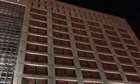 تظاهرات مردم آمریکا به دلیل قطع برق در یک زندان + فیلم