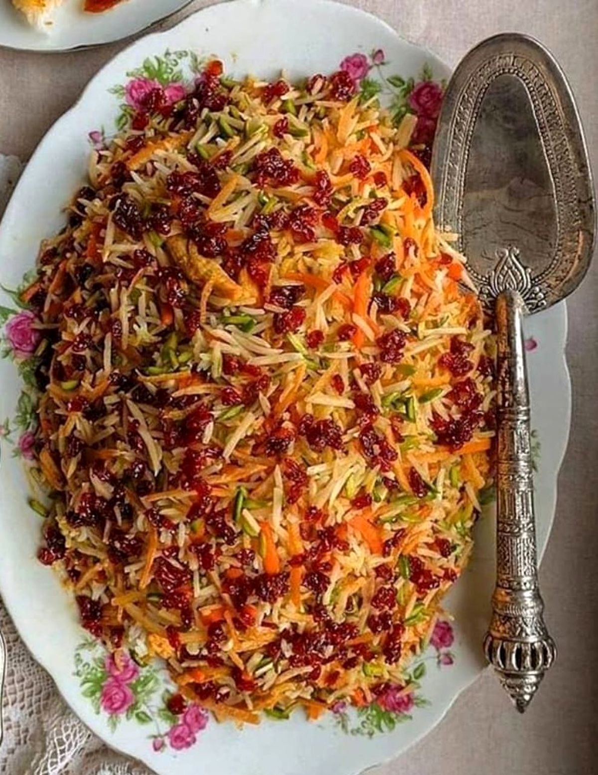طرز تهیه هویج پلو با گوشت مرغ