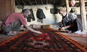 گرانی پشم، کمر نمدمالان شهرکردی را خم کرد/ «نمد» در آروزی جهانی شدن