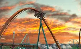 صحنه وحشتناکی که نقص فنی ترن هوایی رقم زد! +فیلم