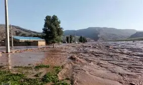 وقوع سیلاب در لرستان/ گرد و غبار سبب کاهش دید افقی می‌شود