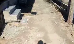 گلایه ساکنان شهرک گلستان از وضعیت پیاده‌روها + فیلم