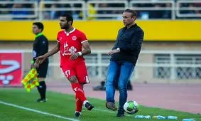 اعتراض بازیکنان و مربیان پدیده به پنالتی پرسپولیس