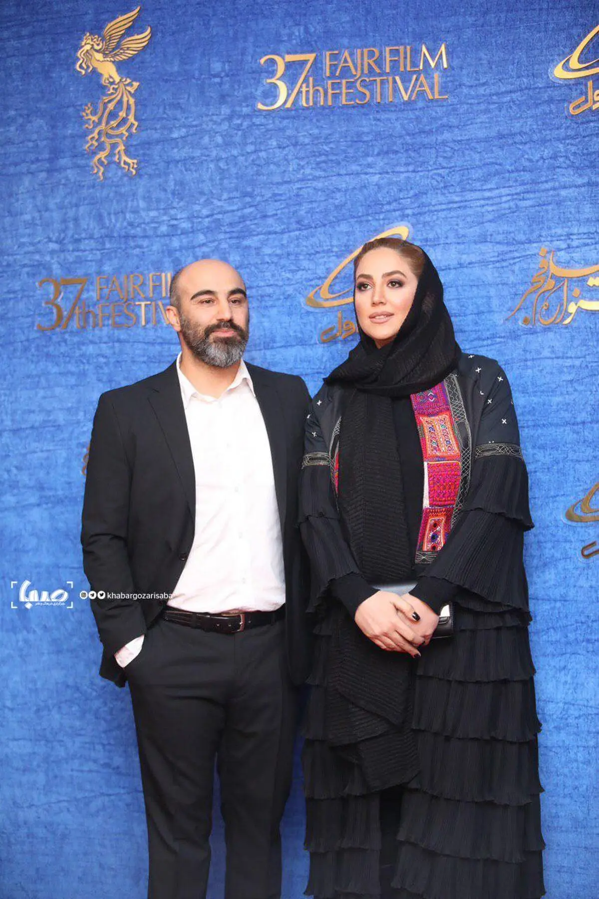 از کت و شلوار عجیب "مهناز افشار" تا عکس یادگاری "محسن تنابنده" و همسرش