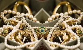 شخصیت‎شناسی از روی زیورآلات؛ ظریف دوست دارید یا آنتیک؟