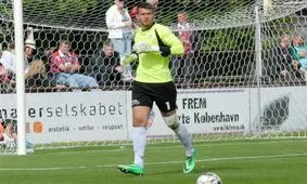 بلندقدترین فوتبالیست جهان به یک تیم انگلیسی پیوست