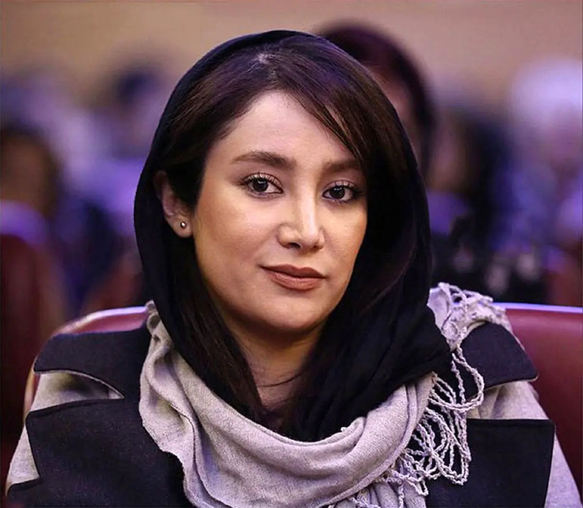 موتور سواری بهاره افشاری و کامبیز دیرباز در فیلم "آینده"+عکس